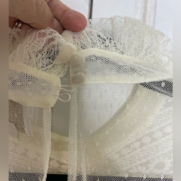 Willow & Paige Lace Peasant Blouse - 895 - Picture 5 of 9